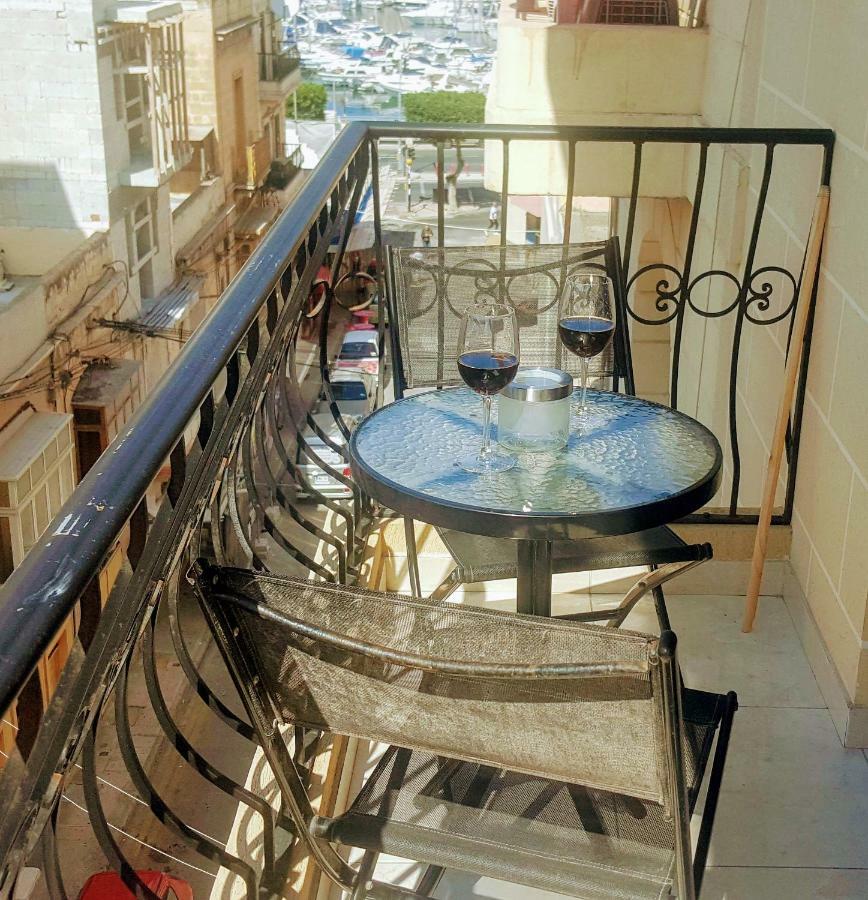 Gianni Holiday Home Pietà Екстериор снимка