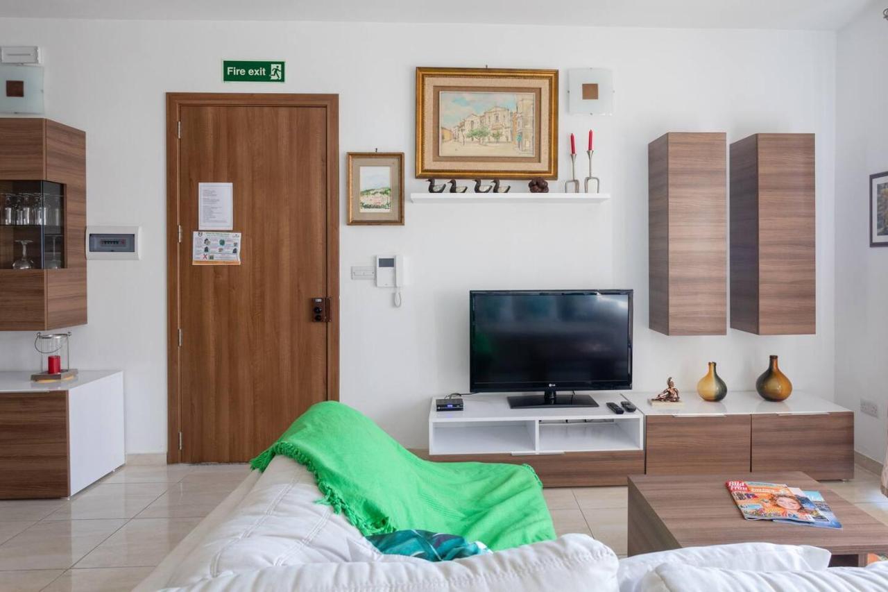 Gianni Holiday Home Pietà Екстериор снимка